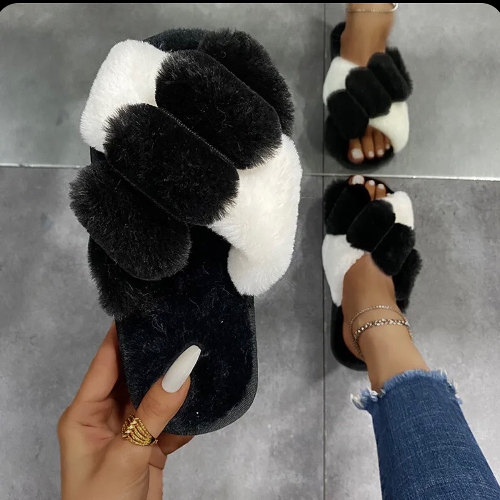 Girls Fluffy Slippers Plush Cross Band Slipper Open Toe Shoes size (32-33) 1.5
